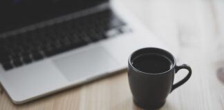 Czy można pracować w Niemczech i mieszkać w Polsce?